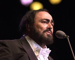 Luciano Pavarotti e mostra a Vr